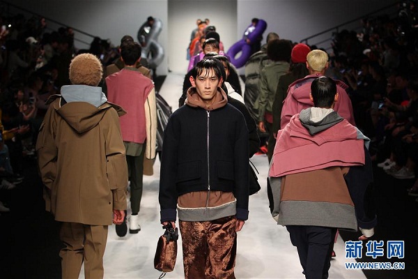 1522719627282086987.jpg 2.jpg