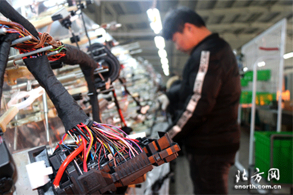 1517465607946080454.gif 1-1.gif