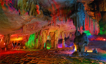 The Caves' World Scenic Zone 