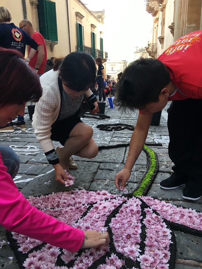 1527126347157052428.jpeg 5b057313a3103f68b65c9d6f.jpeg