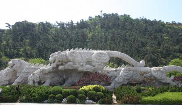 1538030974764048593.jpg 3.jpg