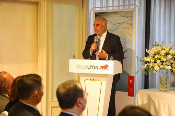 1525770742999081232.jpg 2.jpg