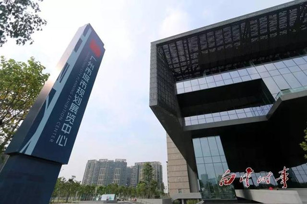 1502155522780035922.jpg b4d44_31d80002eeeeb9b72b36.jpg