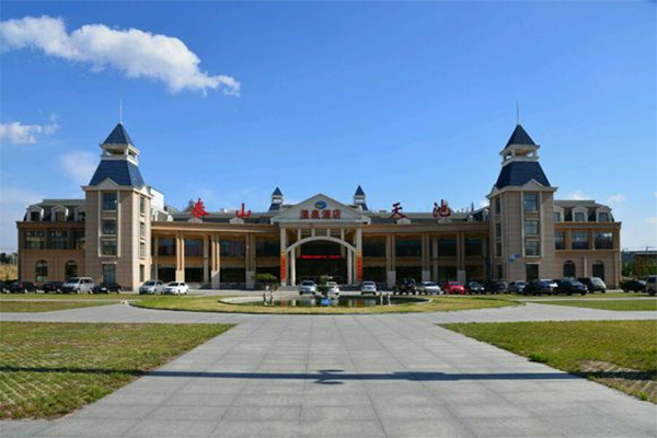 1540949825316068635.jpg 泰山天池温泉度假区.jpg