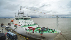 China's ocean expedition ship returns to Zhoushan