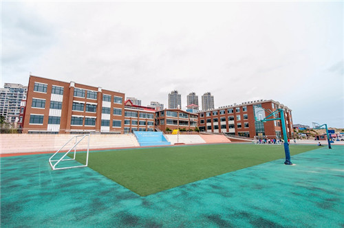 1524047888607042941.jpg 青岛银海学校 (1).jpg