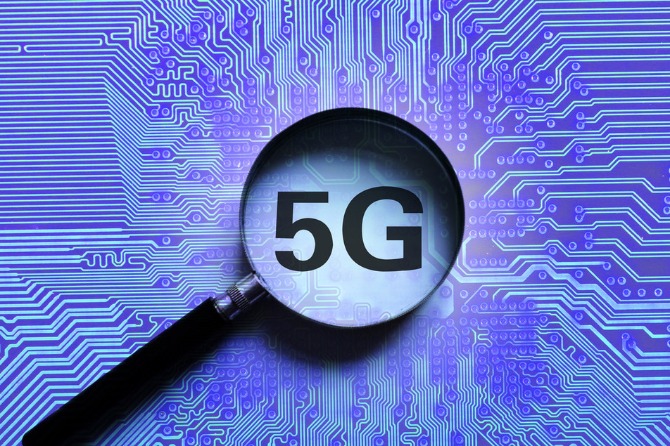 Local govts racing to roll out 5G network construction