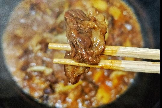 Northeast stew (东北炖菜 dongbeiduncai)