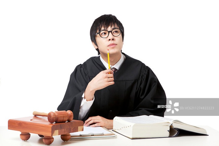 Law students recruited as legal aid volunteers in China's western regions