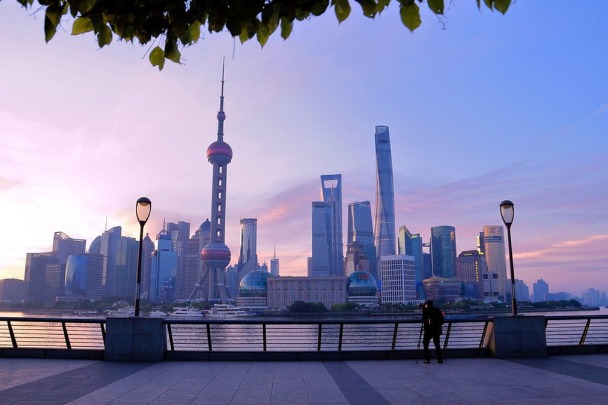 Shanghai underlines efficiency, quality at SOEs
