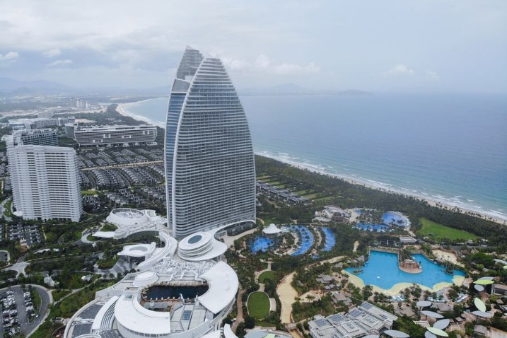 China lowers corporate, personal income tax for Hainan free trade port