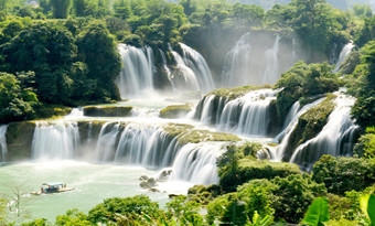 Detian Waterfall Scenic Area (5A)