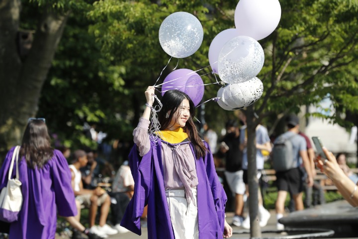 Number of Chinese students in US falls