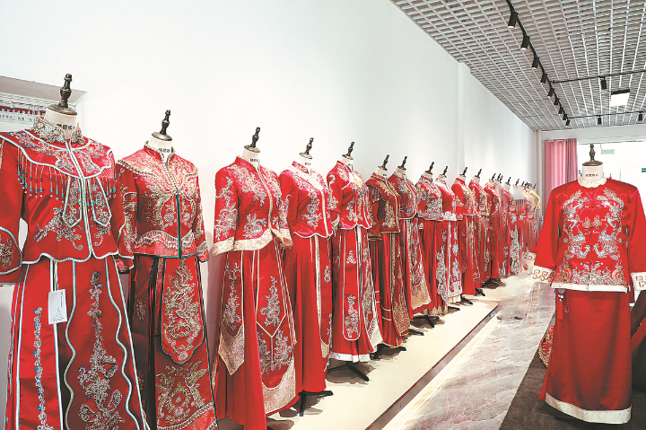Prospects rosy for Anhui wedding dress industry