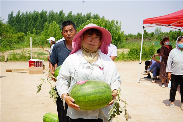 Taste of summer: Watermelon festival opens in Liangshan