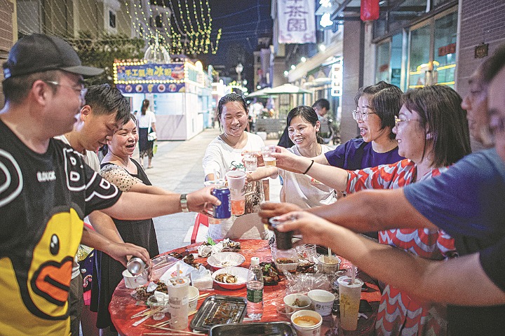 Beijing issues coupons to boost catering consumption