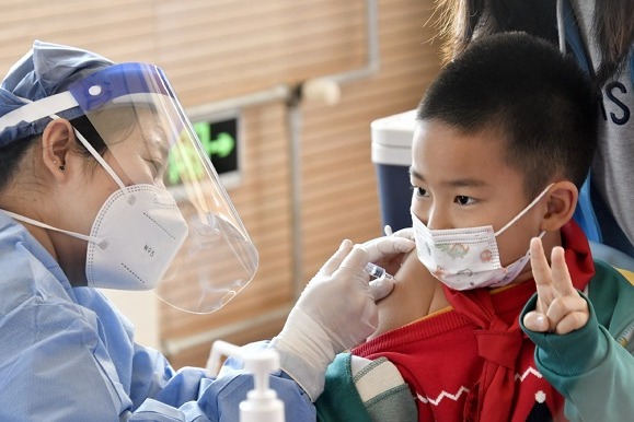 95 percent of Chinese children, teens fully vaccinated