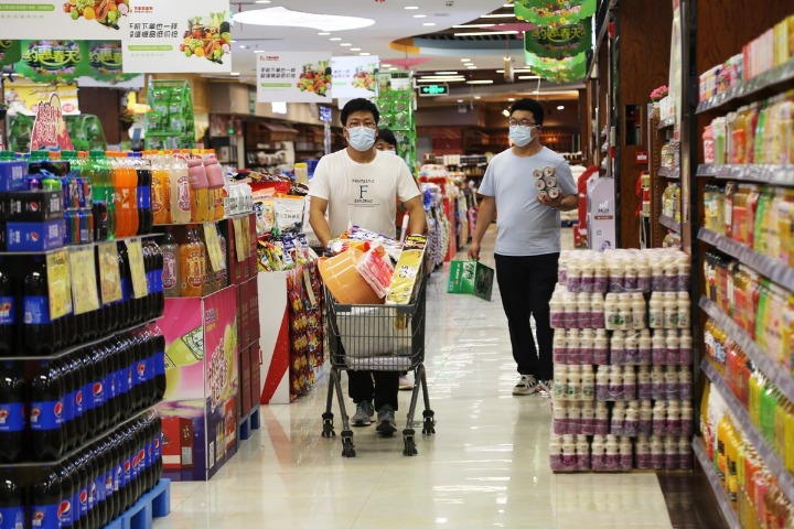 Li highlights central role of consumption