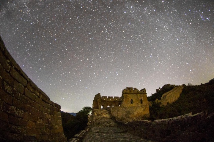 Starry night over Great Wall