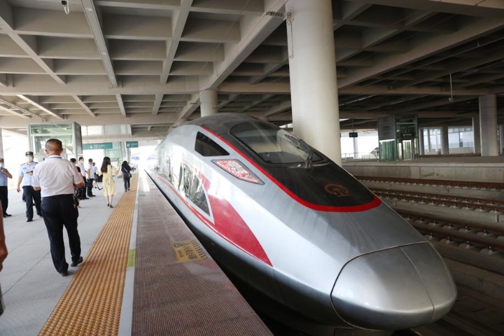 High-speed rail links Hunan cities