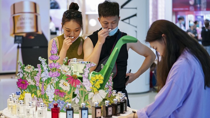 Hainan to open two new offshore duty-free shops