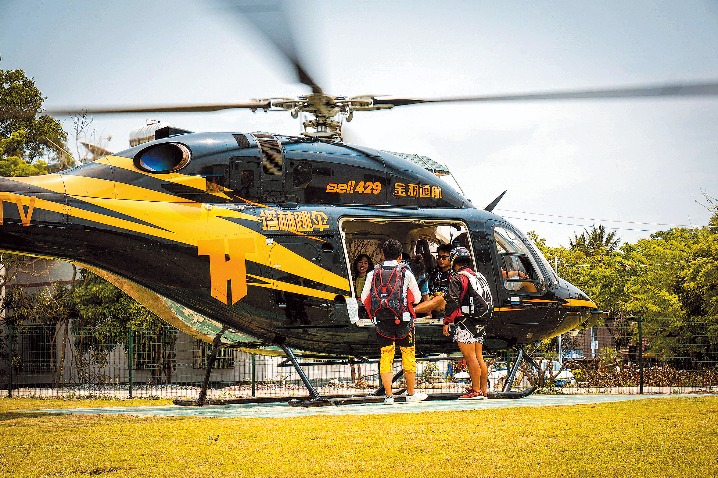 Skydiving, chopper rides create thrills, big biz