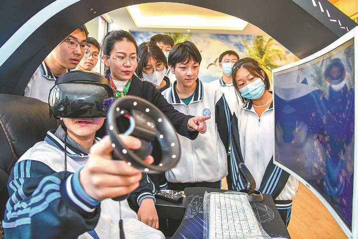 In Shenzhen, educational reform begins with innovation
