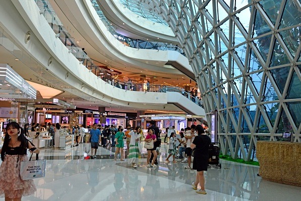 Sanya's offshore duty-free sales reach 587m yuan during May Day holiday