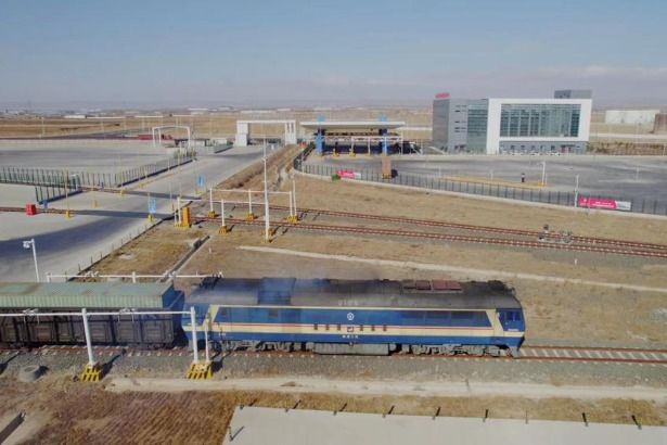 China-Europe freight train services expand in first 5 months