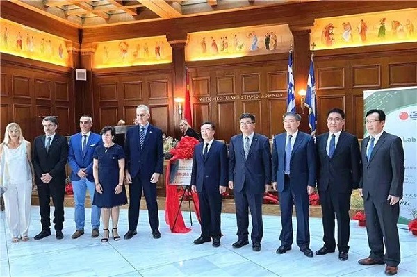 1689314384370042361.jpg 640.jpg