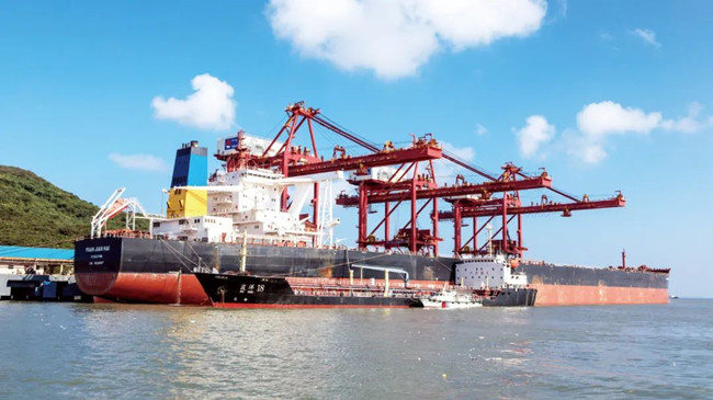 Zhoushan Port handles 342m tons of cargo throughput in H1