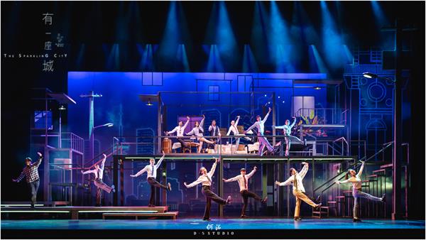 Nantong university students to enjoy stage shows free of charge