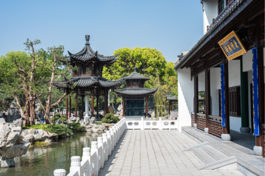 Restored Wenhui Pavilion materilizes a centurial wish in Yangzhou