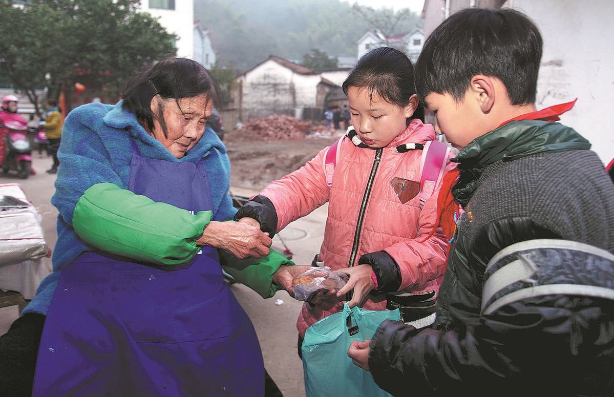 Quzhou mourns 'Breakfast Nanny'