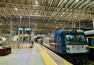 New railway section connects Guizhou and Sichuan, boosting regional connectivity