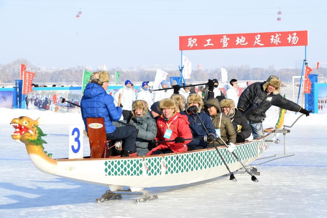 Dragon boats race on hard track of ice