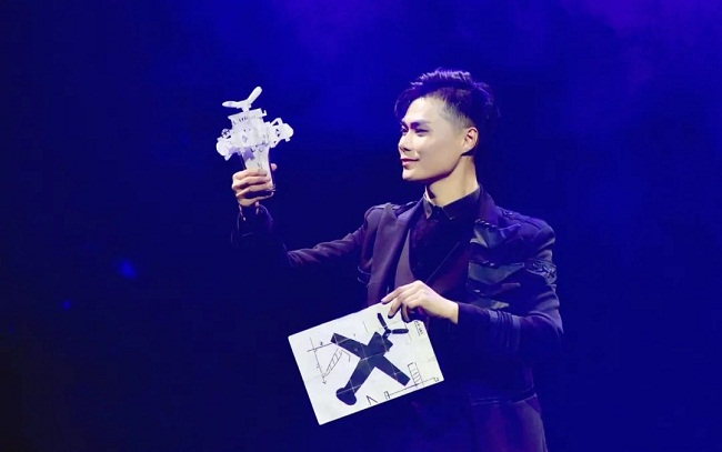 2 Nantong magicians honored as leading talent