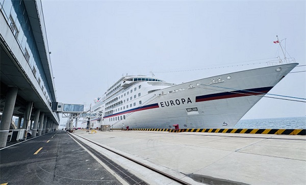 Arrival of first visiting cruise ship to Qingdao signals promising boost for cruise tourism