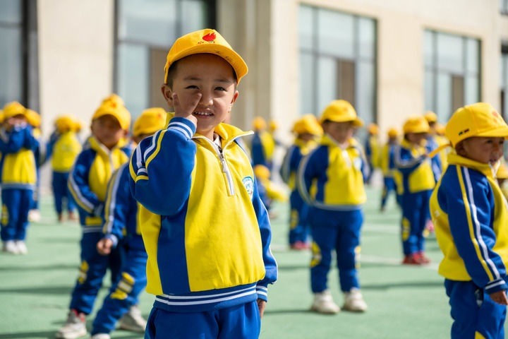 Xizang's preschool and compulsory education achieve dramatic transformation