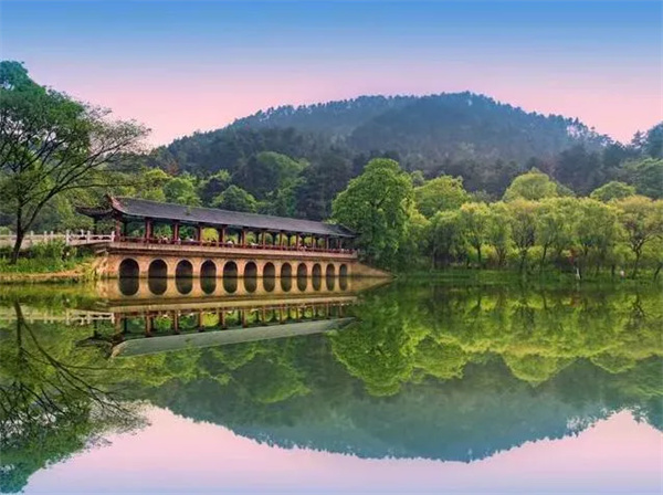 1735794871359041331.jpg 爽爽贵阳画卷.jpg