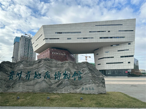 1736326125389002870.jpg 咋个耍2.jpg