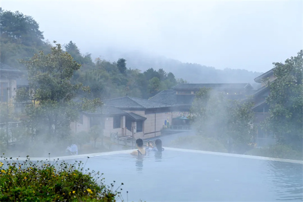 1738920175166016153.jpg 南山天沐温泉.jpg