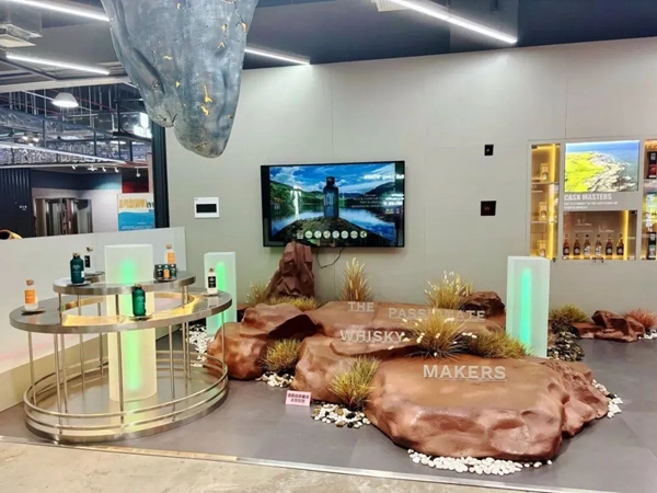 1741770379314057079.jpg 17.jpg