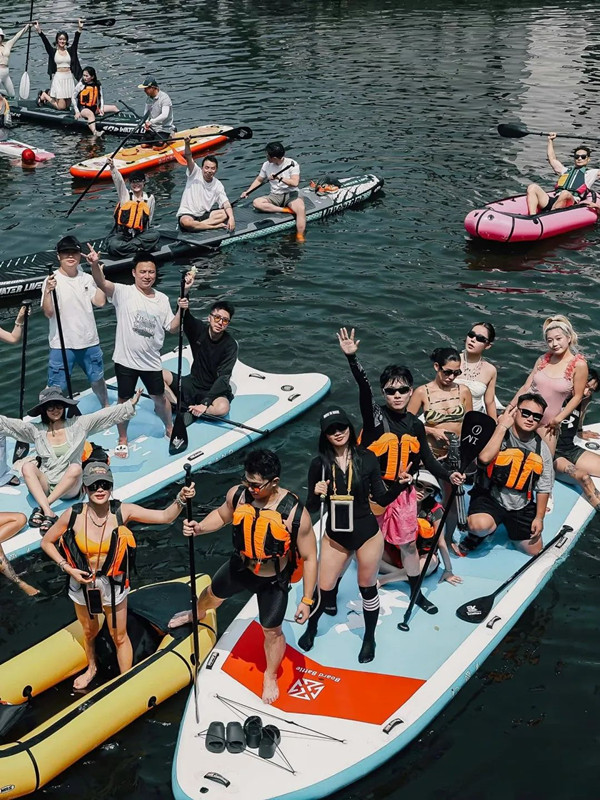 1746605522019045701.jpg 桨板_副本.jpg