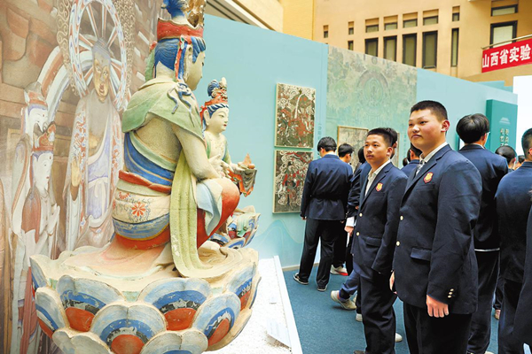 1747809050174057611.jpg 学校博物馆_副本.jpg