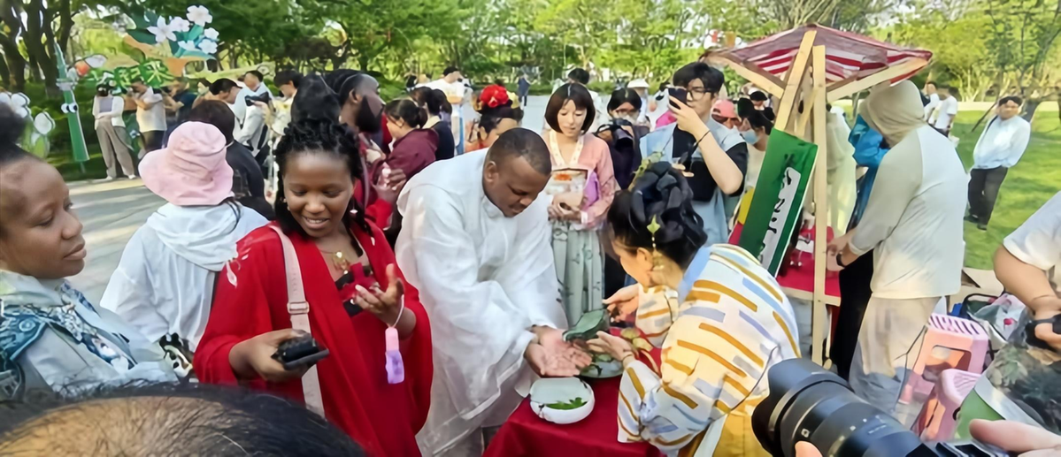 1749124278746061021.png 1749124278746061021.png