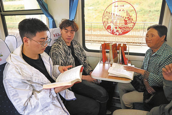 1749103739901060923.jpg 山西火车1_副本.jpg