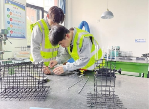 1747819038377079631.png 80341316_4e482210-442c-487e-9ec1-cf402f3988b5copy.png