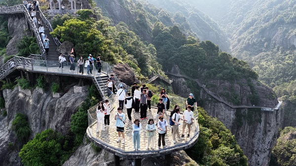 1748945760941082962.jpg 温州1.jpg