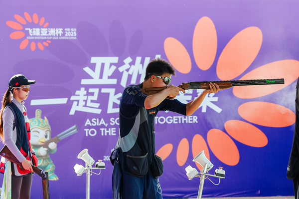 1749627825063000358.jpg 赛场.jpg